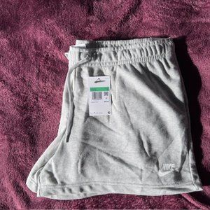 Women's Nike Sportswear Club Fleece Midrise Shorts XL